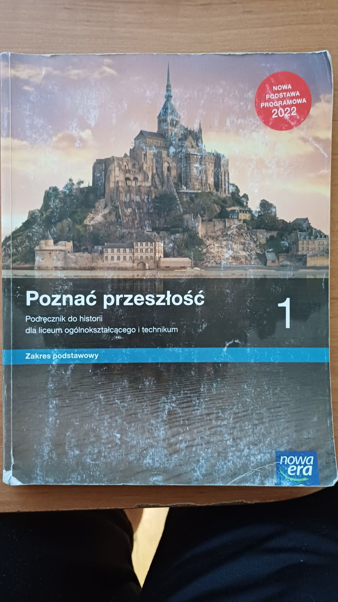 Sprzedam książki do 1 Technikum