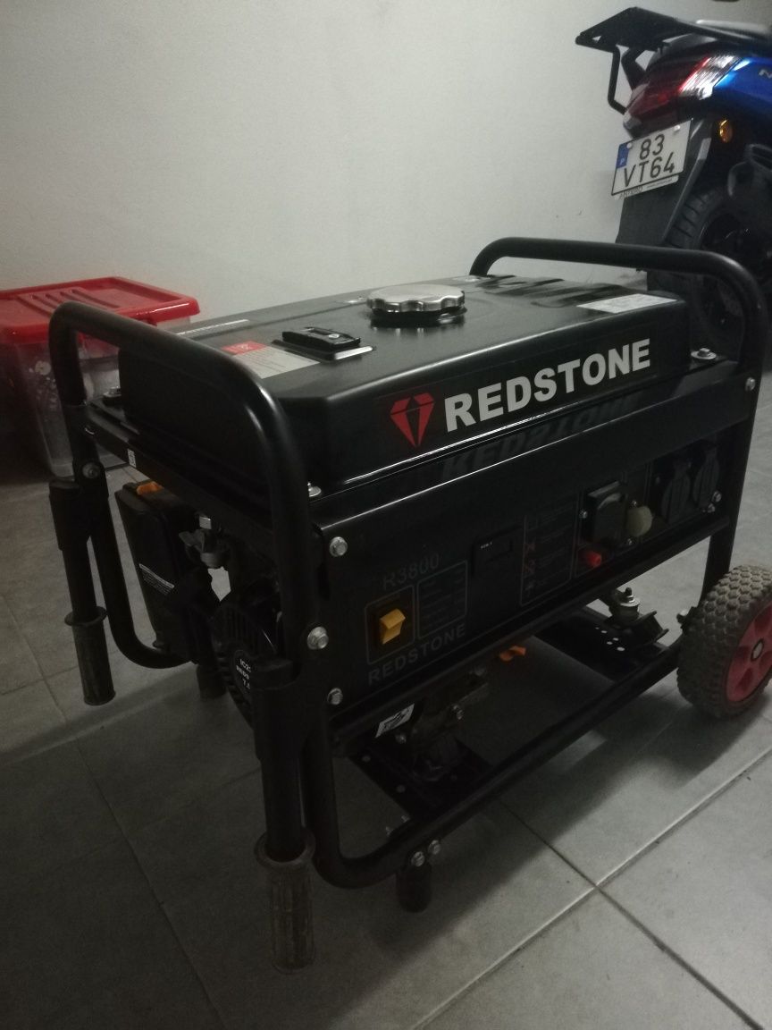 Redstone R3800 com pouco uso