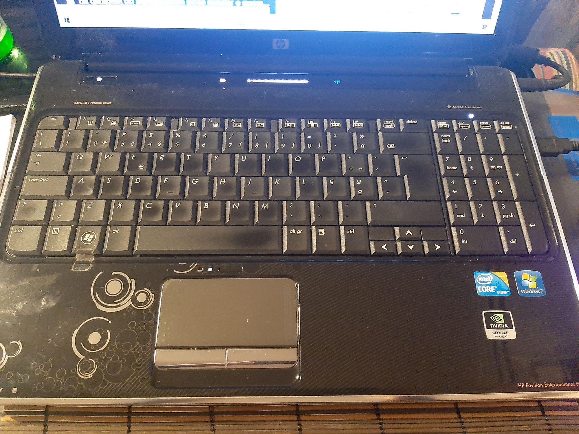 portátil HP Pavilion dv6 PSRS premium sound