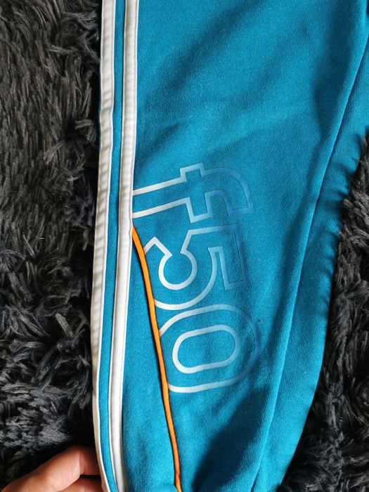 Spodnie dziecięce dresowe