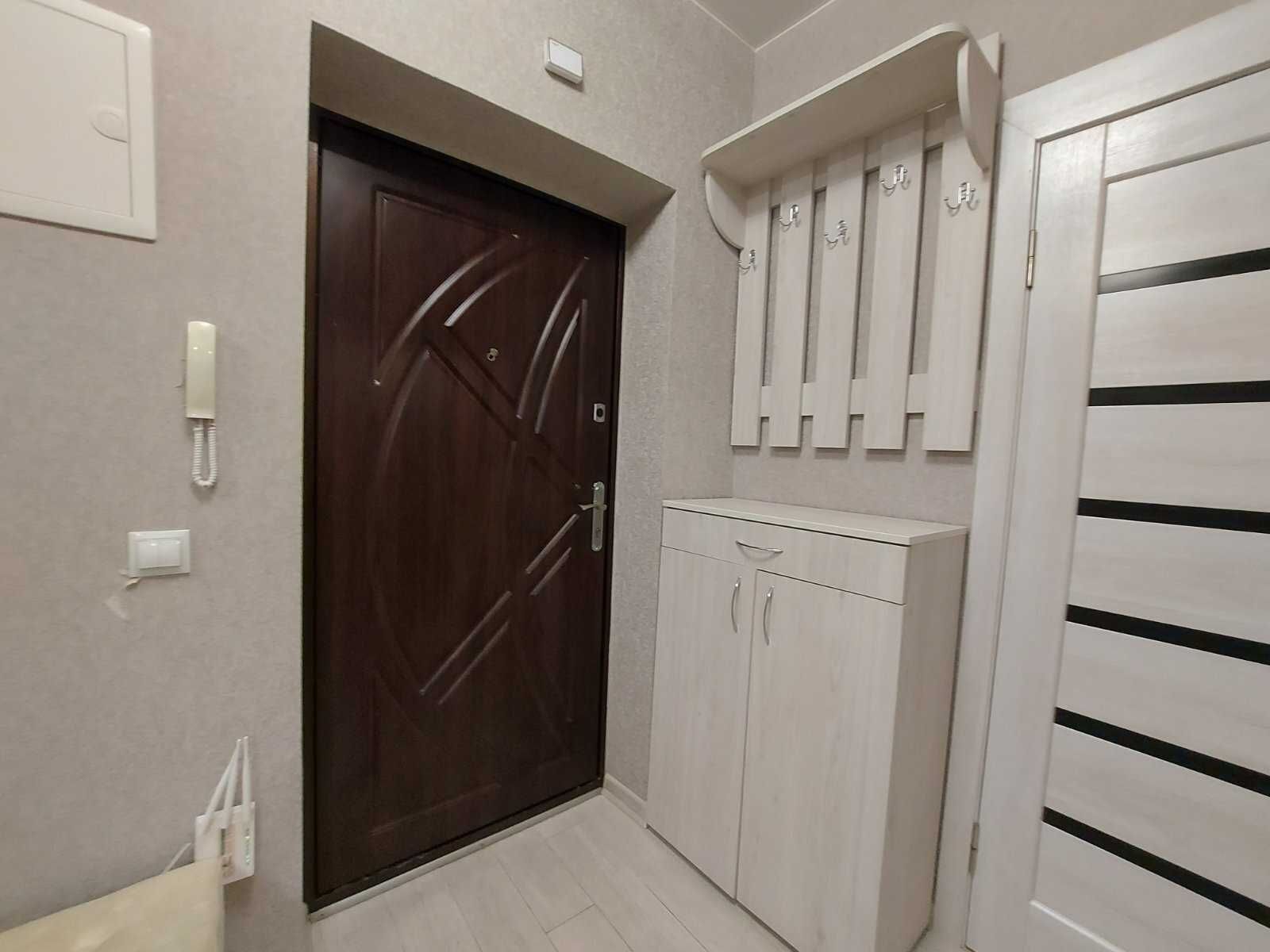 Продаж 1к квартири з ремонтом Рауш Озерна SL