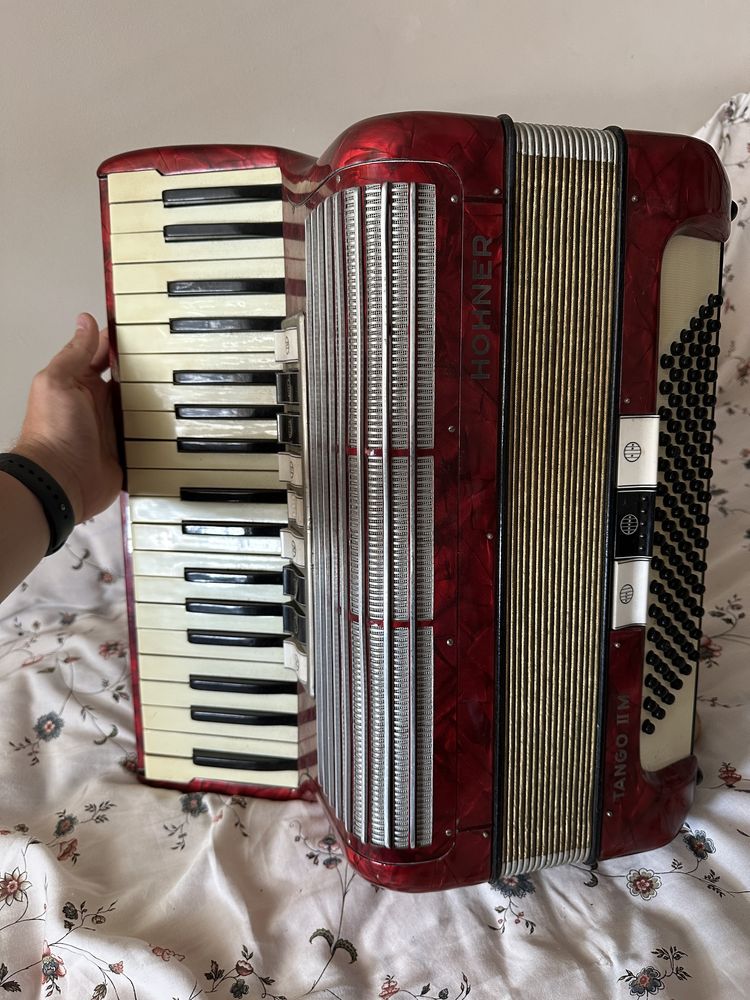 Akordeon Hohner Tango 2m - stan bardzo dobry!