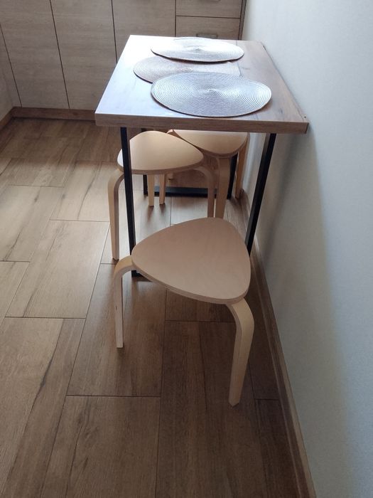 Sprzedam stół loft na metalowych nogach 90/60