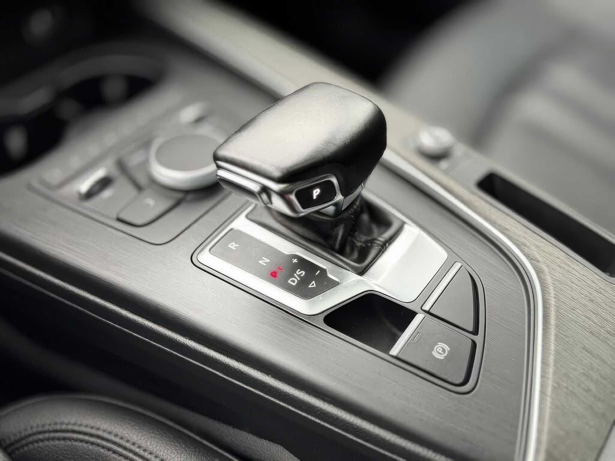 2018 Audi A4 2.0 TFSI quattro Premium Plus