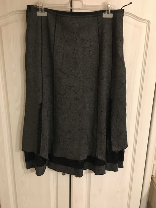 Spódnica Jórli szara grubszy materiał z podszewką 40/42 L/XL