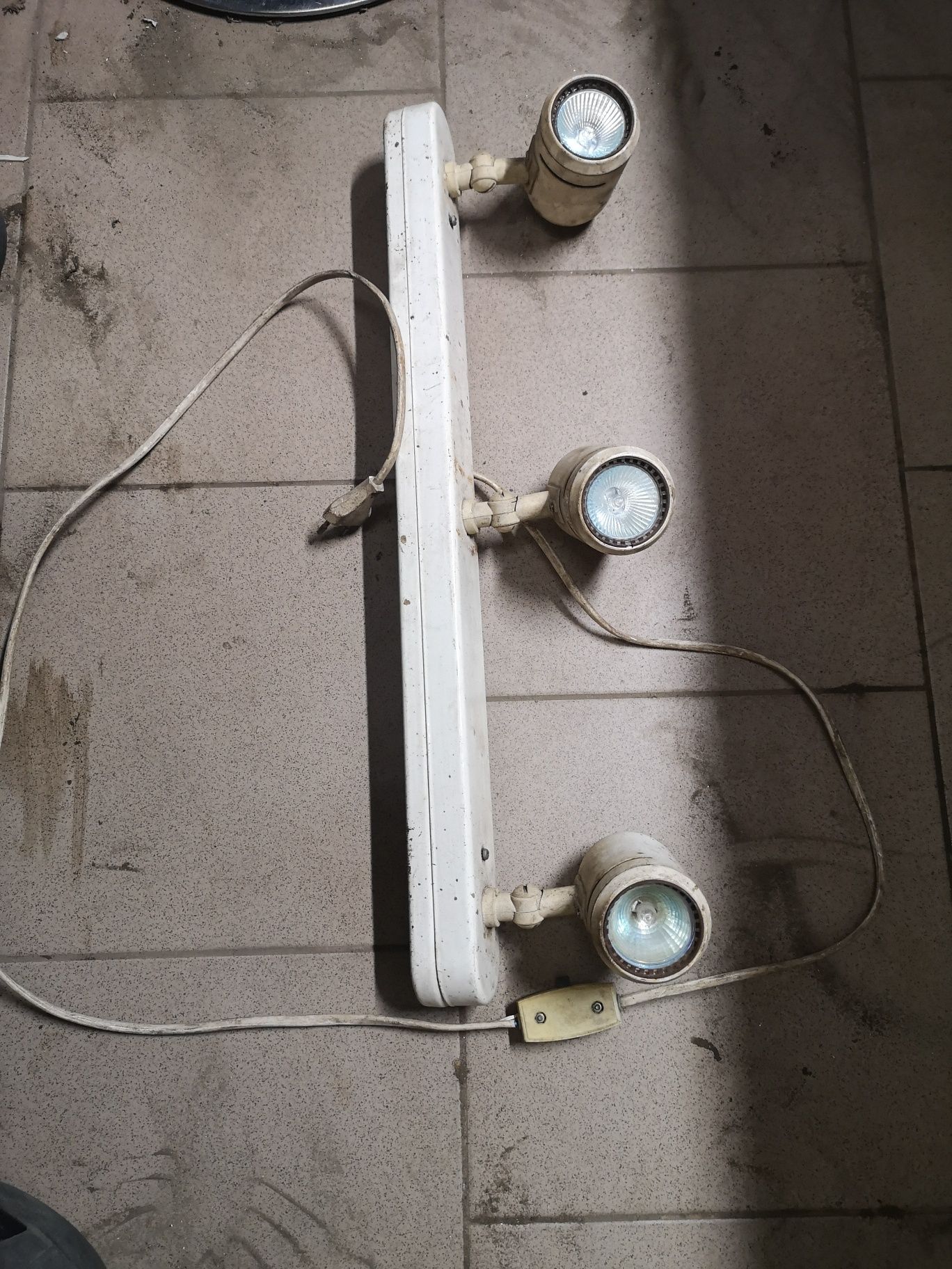 Lampka halogen transformatorowa 12v