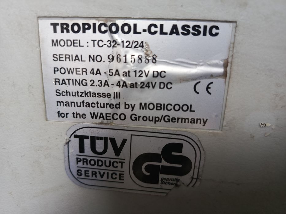 lodówka turystyczna 12 /24 volt