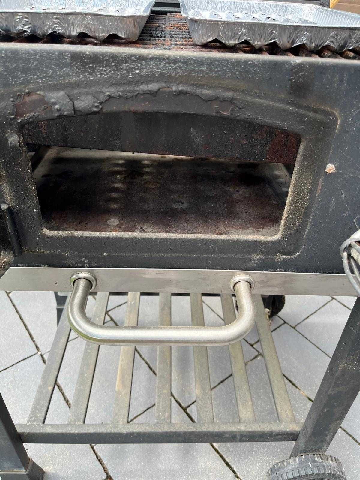 Grill ogrodowy węglowy duży