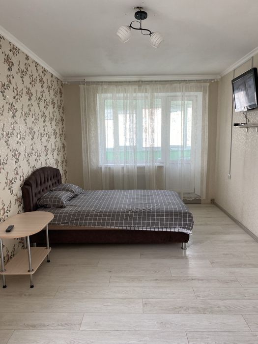 Подобово. Погодинно. Дендропарк, обласна лікврня, автовокзал