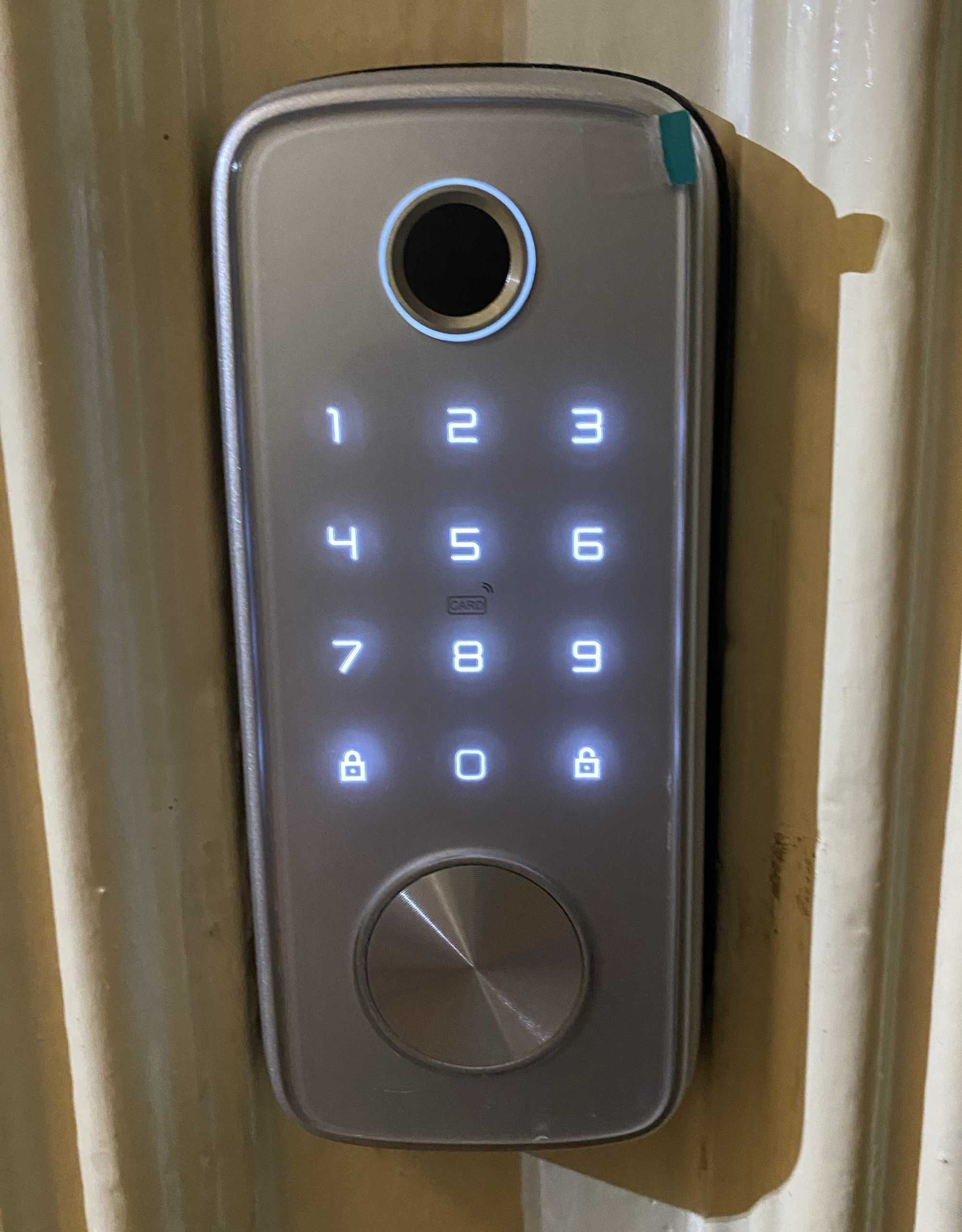 Smart zamek elektroniczny Tuya ZigBee odcisk palca kod klucz apka RFID
