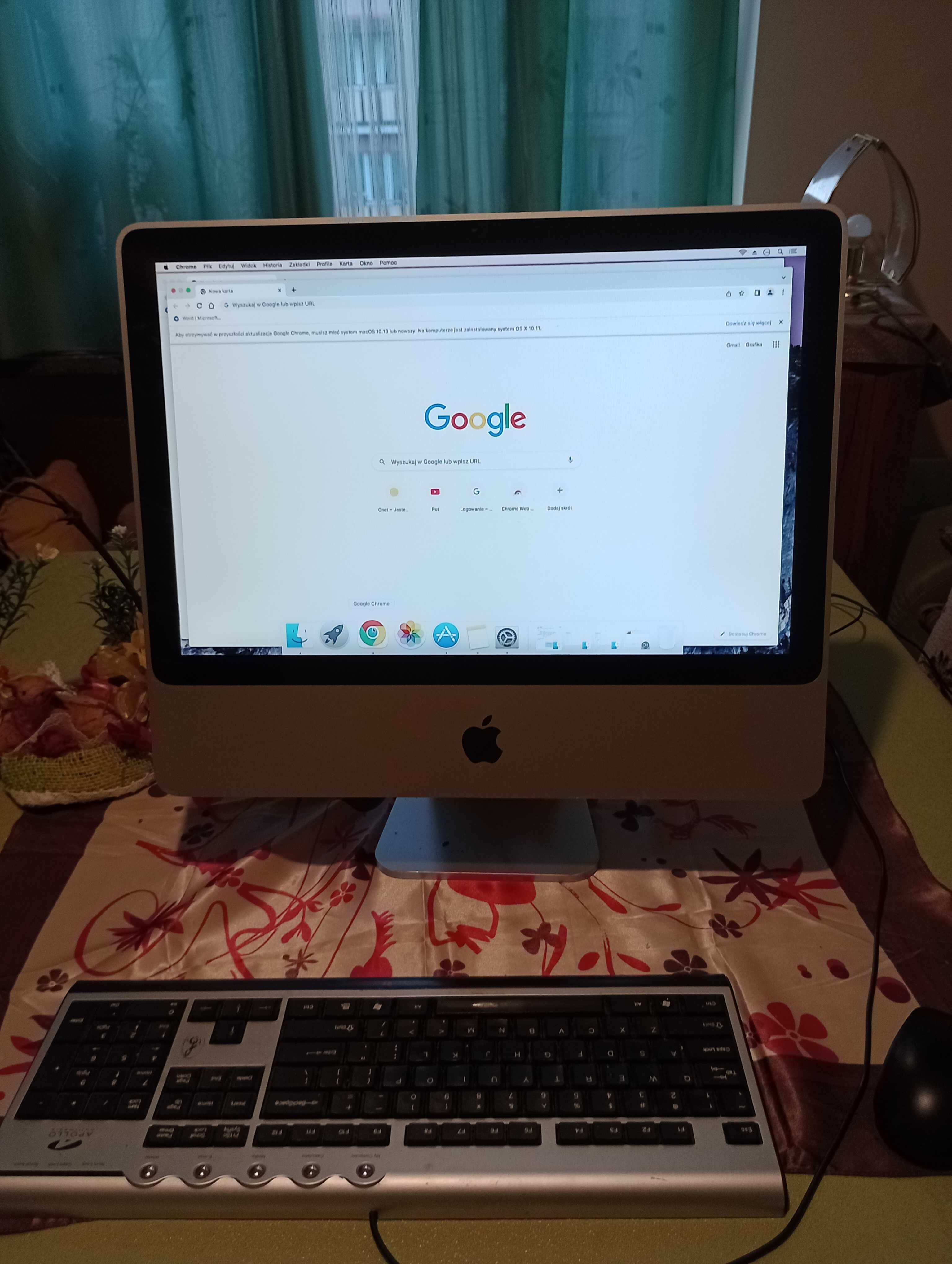 sprzedam 2 laptopy  z kamerkami i 1 komputer z Wordem