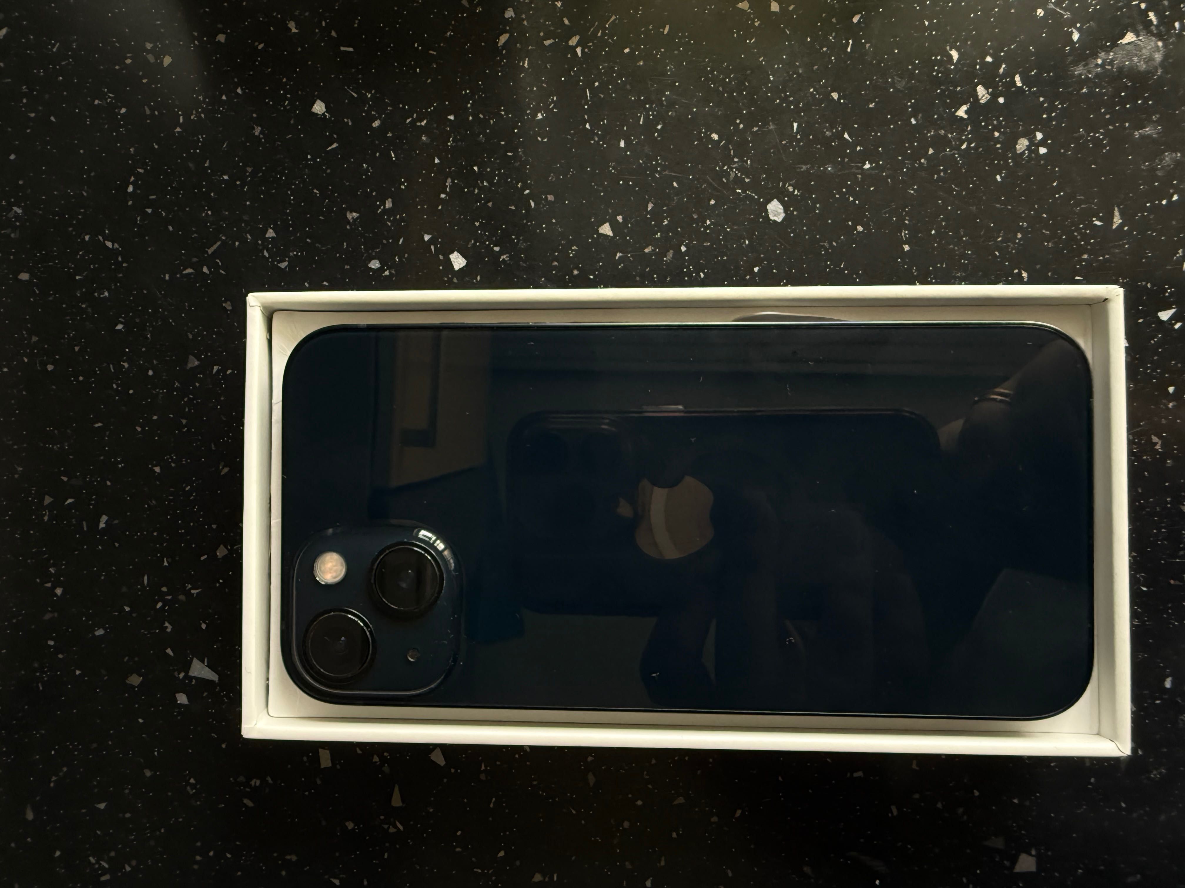 iPhone 13, 256гб