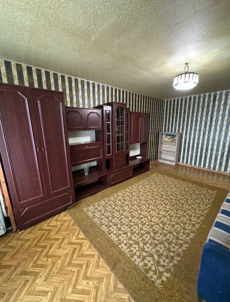 Продам 1 ком квартиру метро Ботаническмй сад, 23 Августа