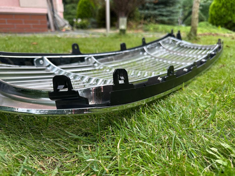 Решітка Toyota Land Cruiser 200 2007-2012 (алюміній). Нова