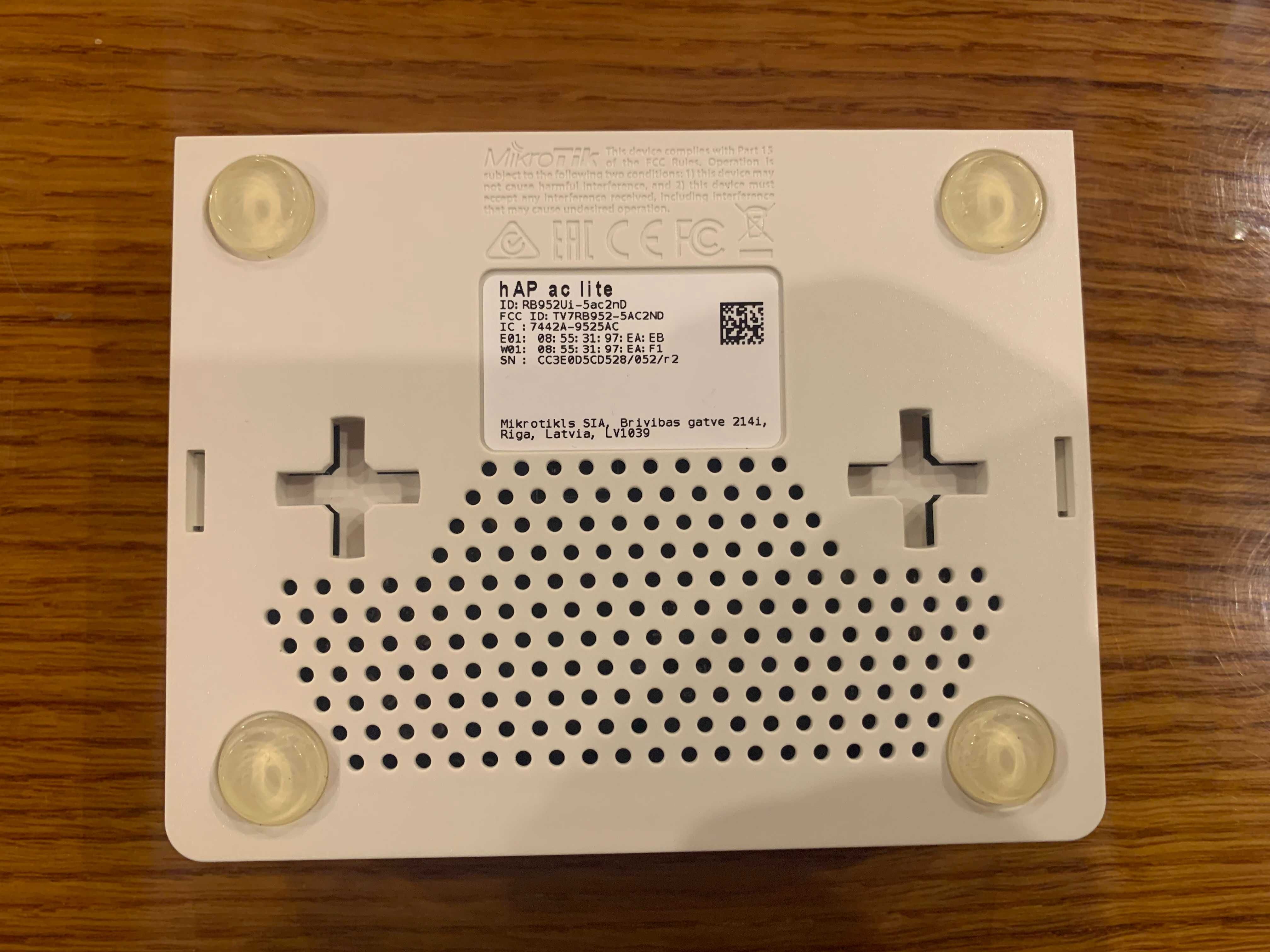 Маршрутизатор MikroTik RB952Ui-5ac2nD. Новий.