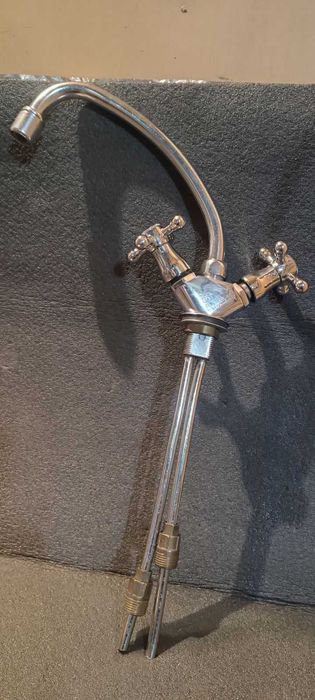 Принадлежности ванной комнаты