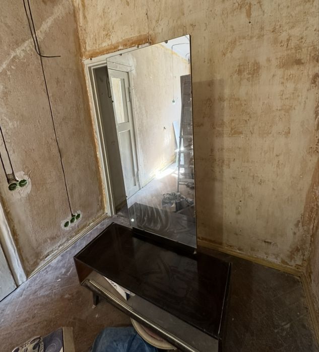 Отдам старую советскую мебель