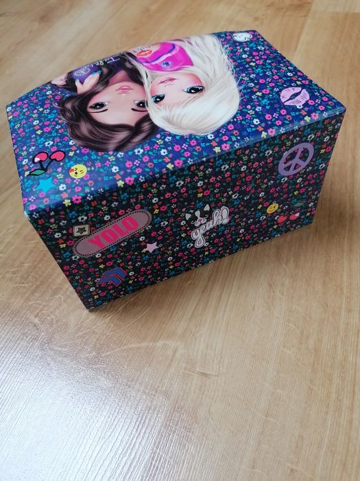 OKAZJA Top Model szkatułka duża + gratisy w środku