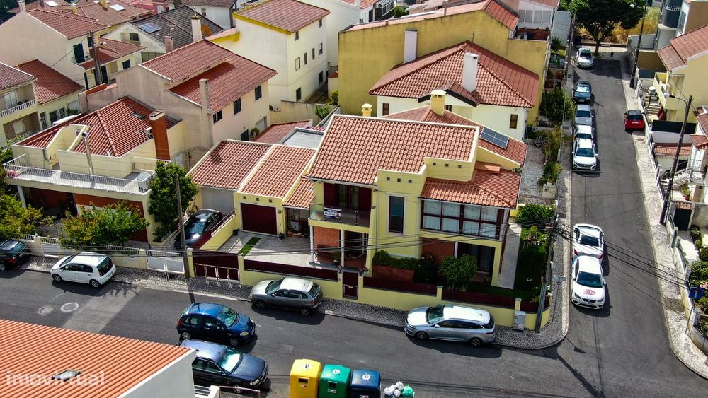 Moradia T3 em Famões - Odivelas