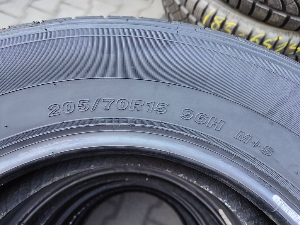 205/70/15 Goodride Radial RP 28 komplet