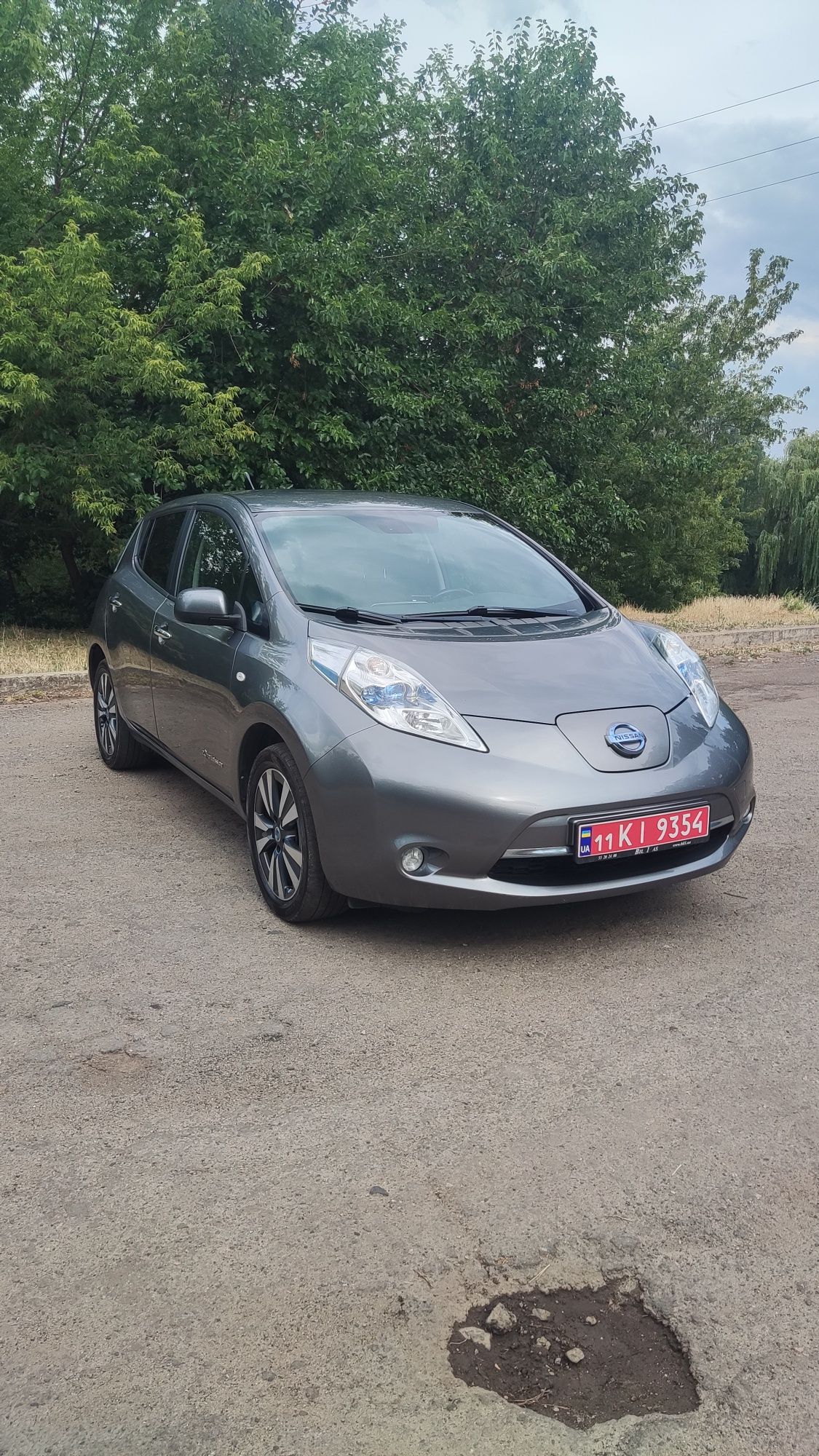Продам Nissan leaf Tekna