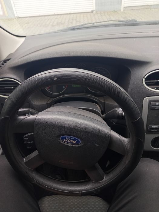 Продам не дорого форд фокус 1.6 дизель