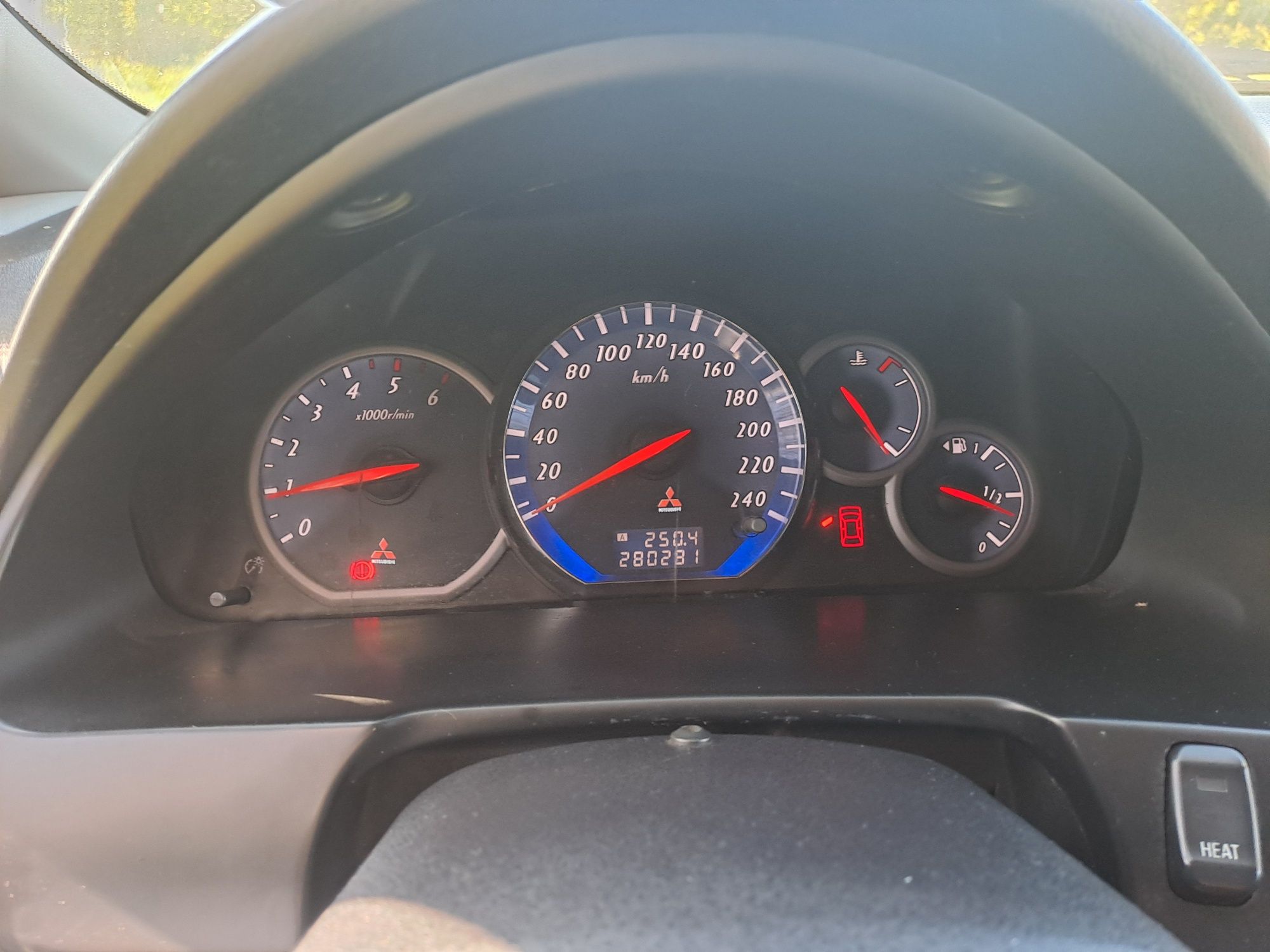 Продам Mitsubishi Grandis 2.0 Diesel