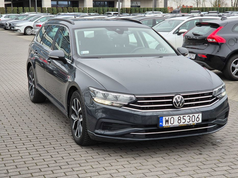 [NoBus] • Wynajem kombi Volkswagen  golf Passat kombi limuzyna •