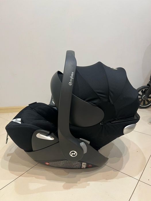 Fotelik cybex cloud q + baza, adaptery