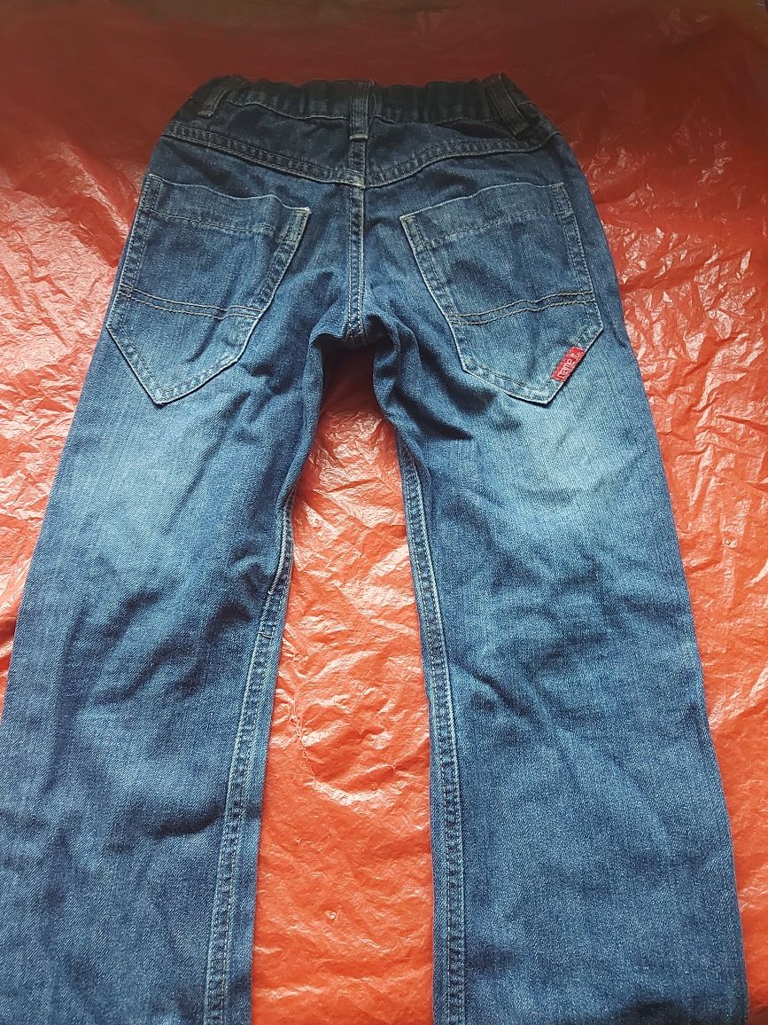 Spodnie jeans chłopięce rozmiar 104/110 firma Mamed kids