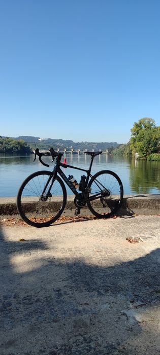 Bicicleta GIANT TCR Advanced 2 Pro Compact 2025