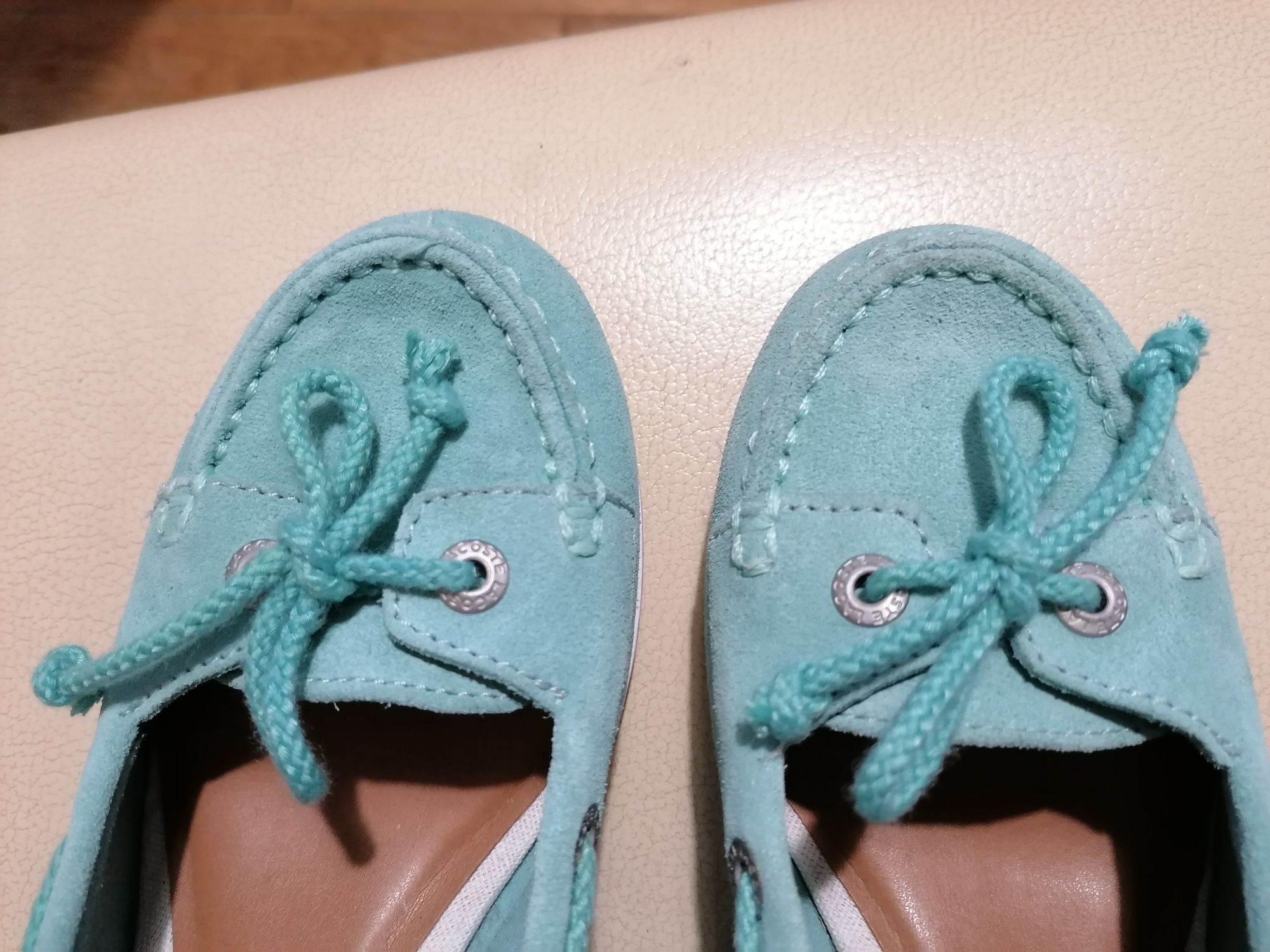 Buty damskie Lacoste rozmiar 37,5