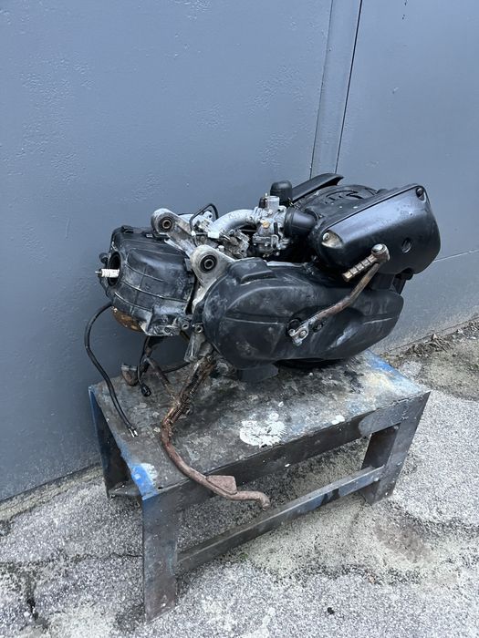 Двигун двигатель мотор Suzuki lets 2 3 1 verde