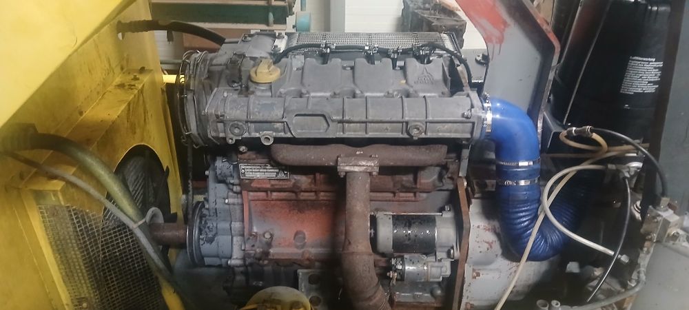 REZERWACJA Sprzedam silnik Deutz f4l1011