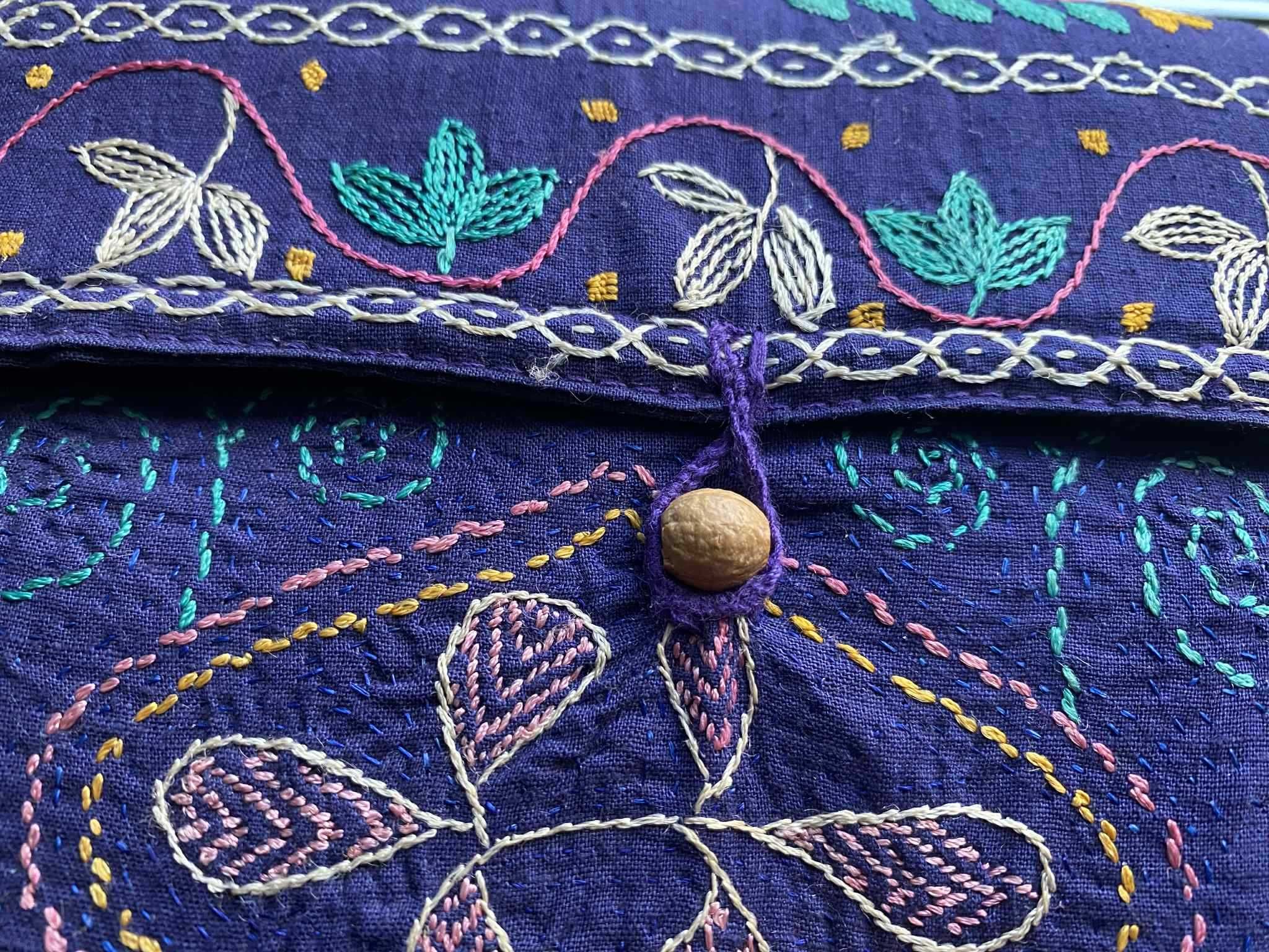wyszywana haftowana kosmetyczna kwiaty handmade