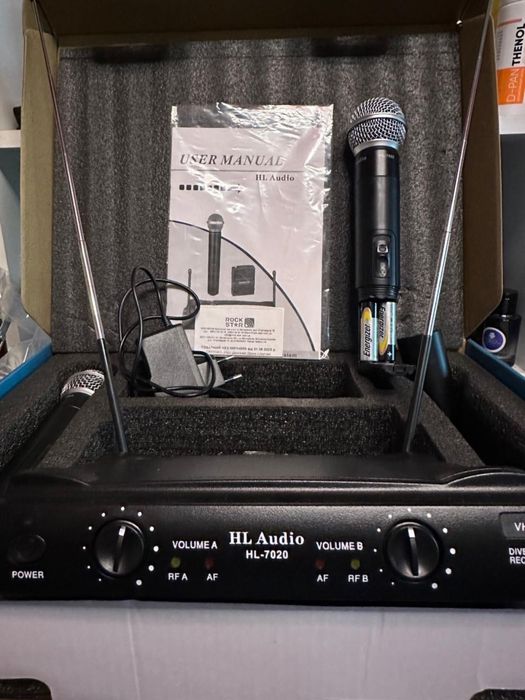 Микрафоны новые использывались всего два раза