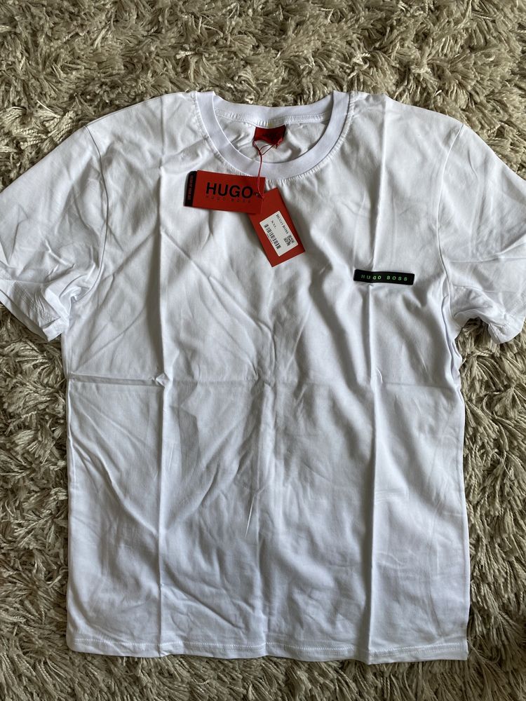 Hugo Boss koszulka t- shirt rozm M i L meska biala nowa