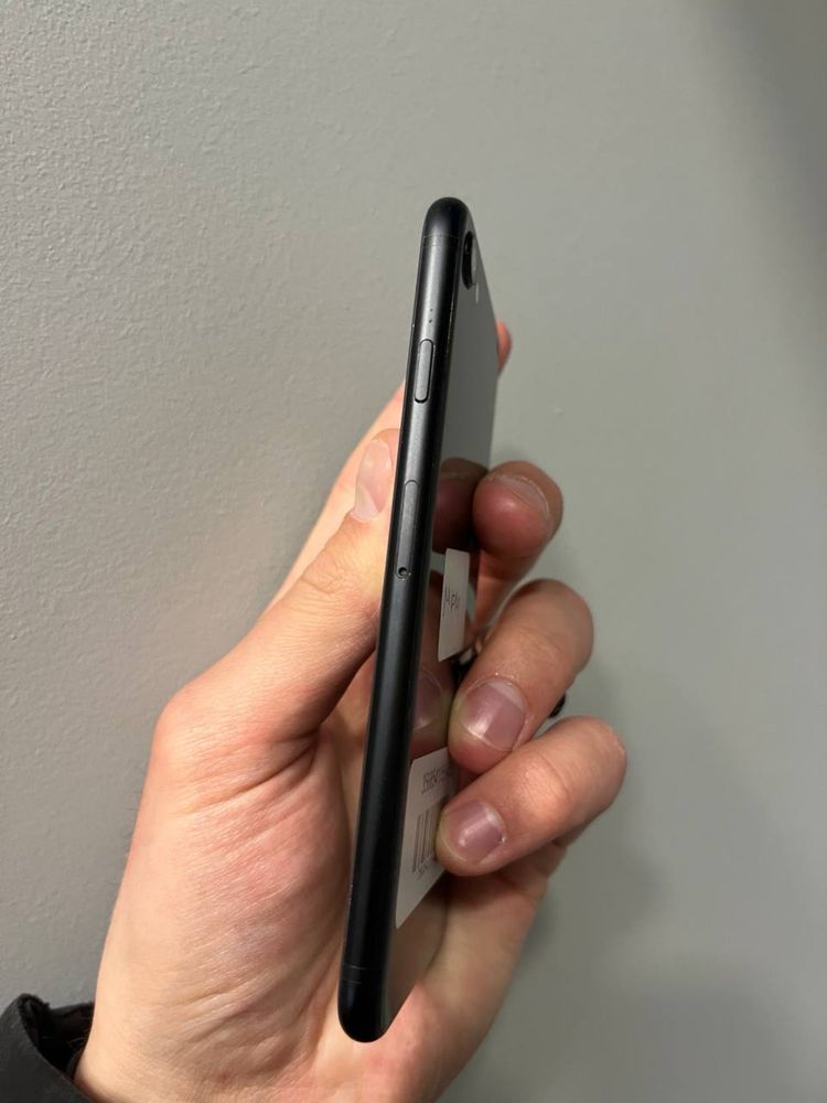 iPhone SE 2 64Gb Black