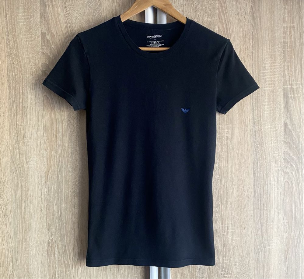 ARMANI M(S) EMPORIO ARMANI футболка шикарна чорна