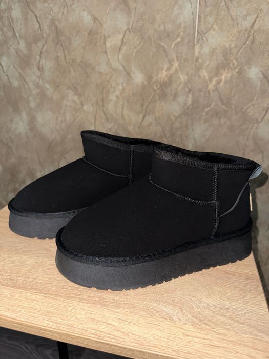 Нові Угги 39 розмір , екозамша