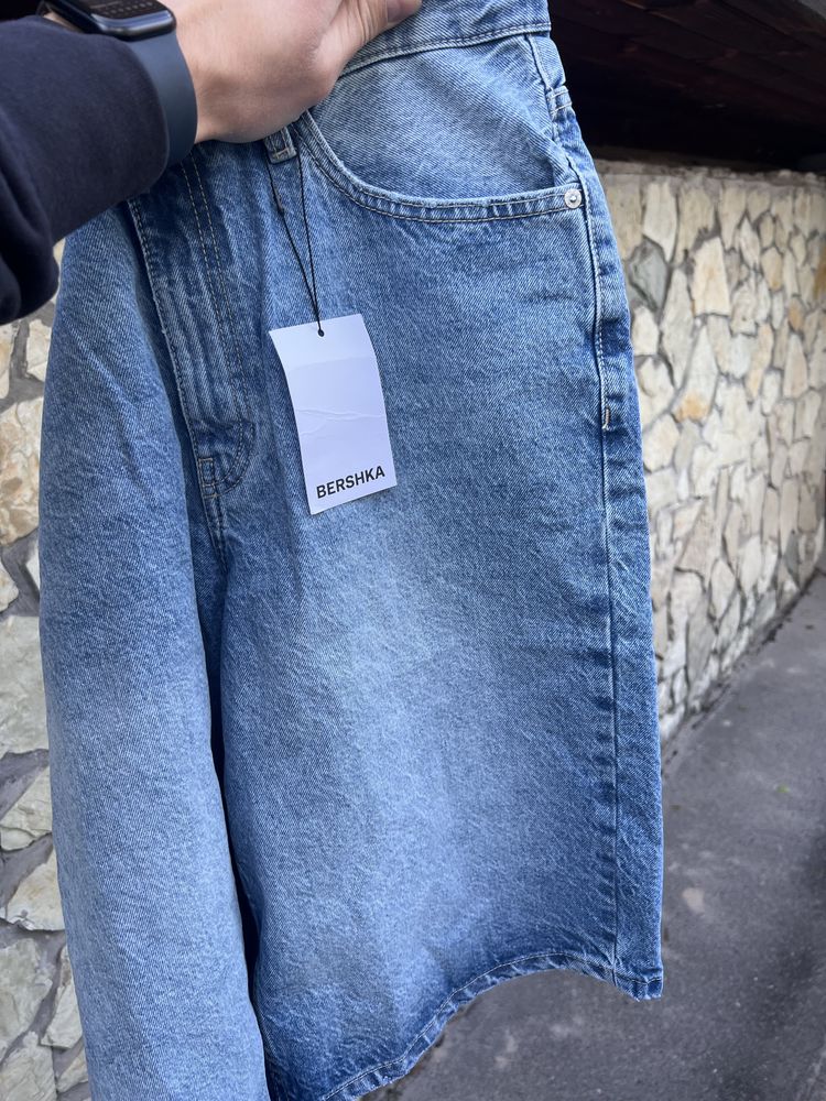 Чоловічі джинсові шорти BERSHKA Baggy Fit