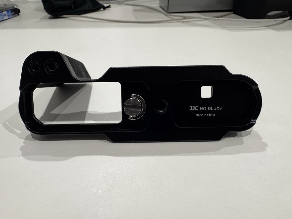 Grip JJC para Leica D-Lux 8