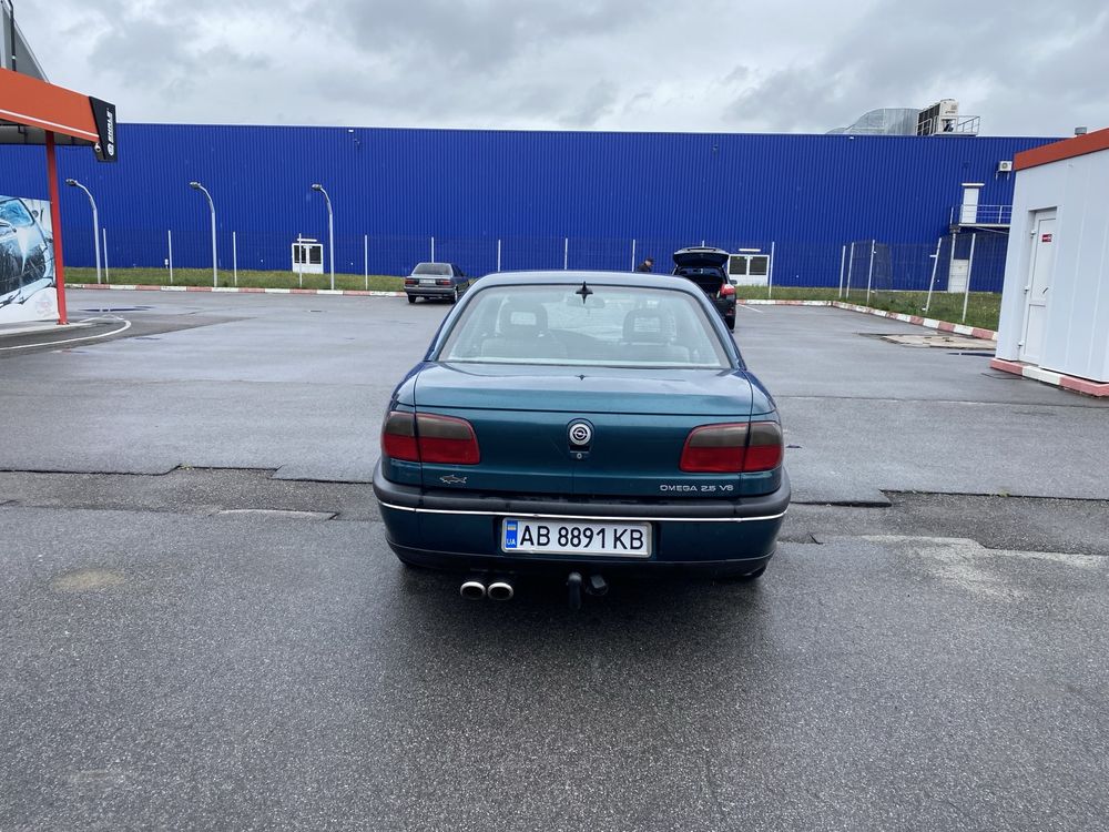 Opel Omega 2.5 газ/бенз