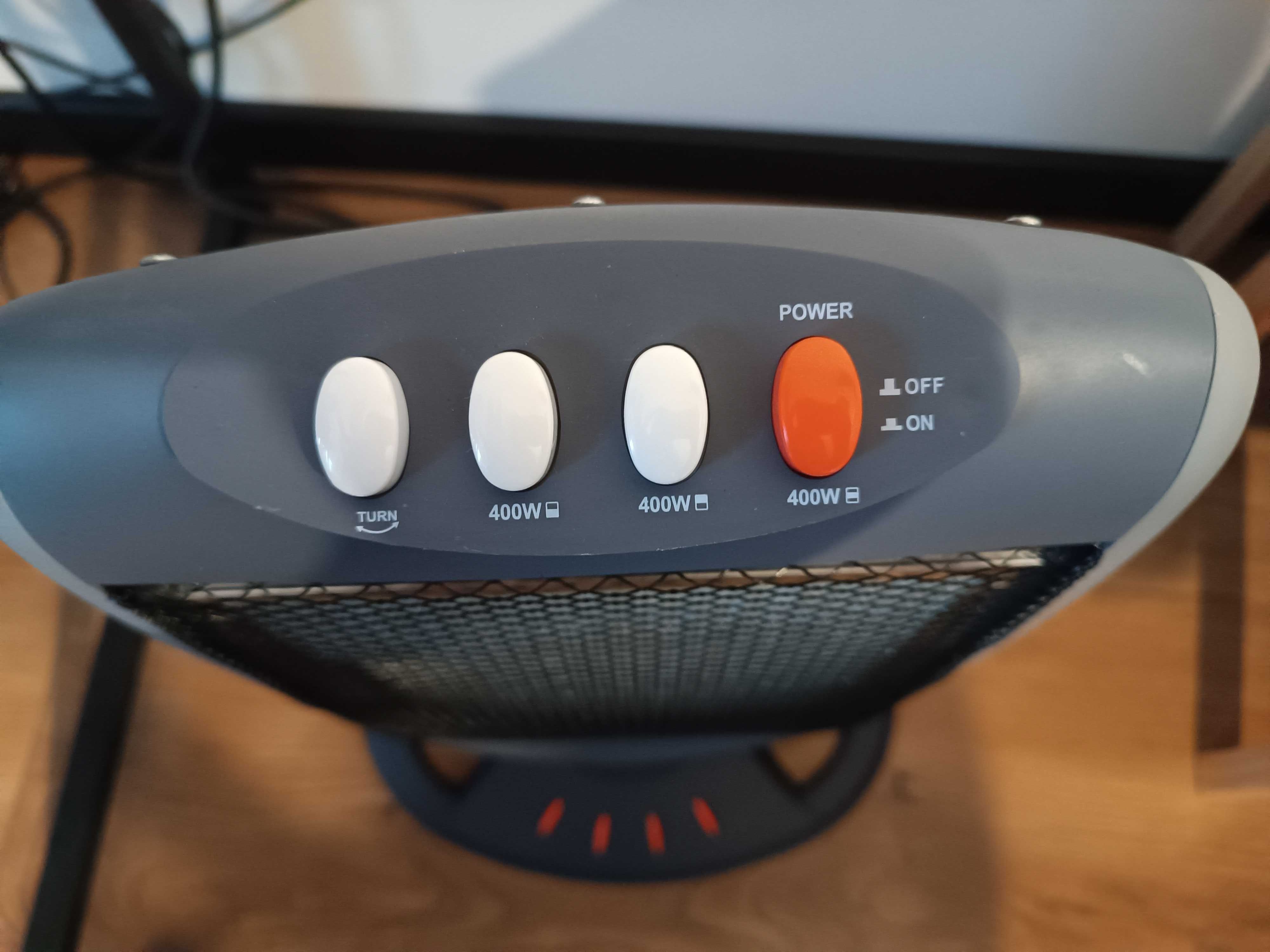 Grzejnik halogenowy z oscylacją VOLTENO 1200W