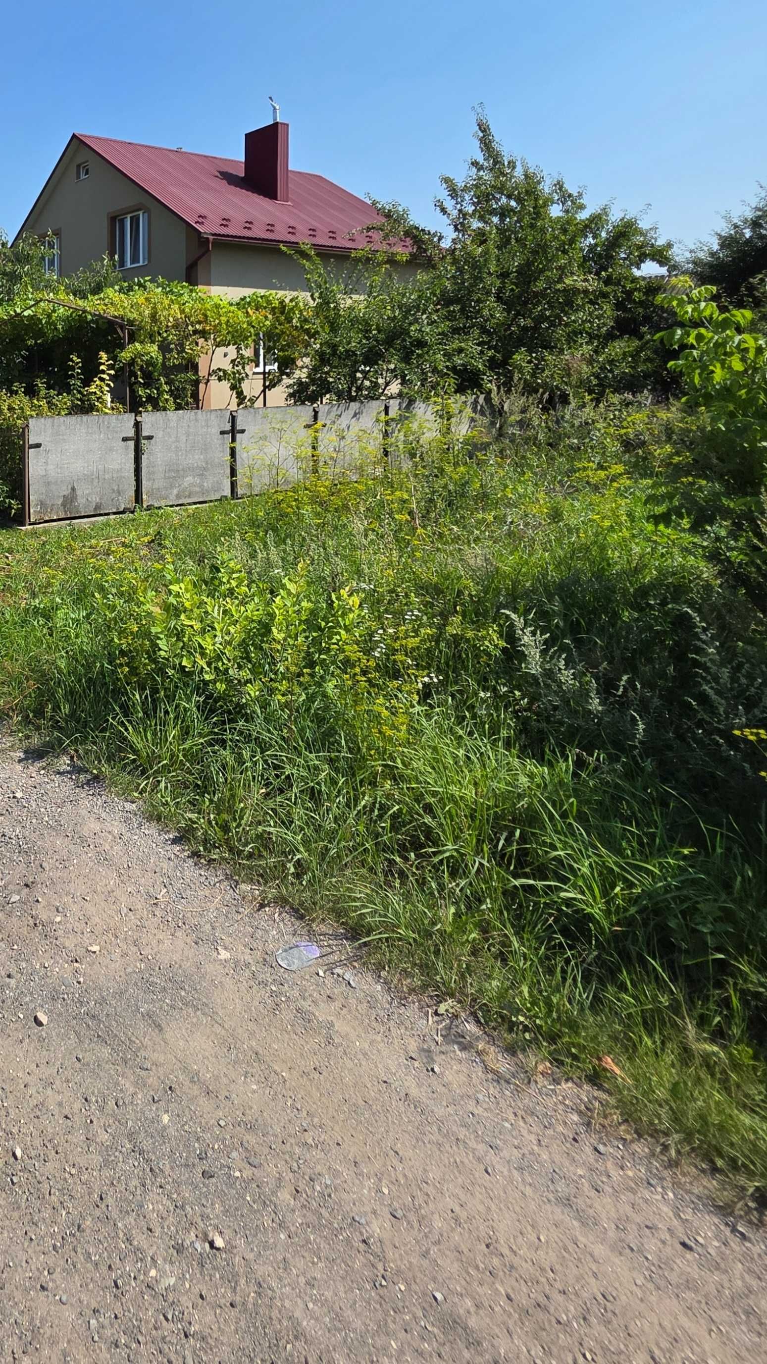 Терміновий продаж! Земля під будинок у чудовому місці