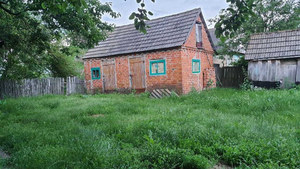 Продам будинок з городом та двома ділянками у Миргородському районі