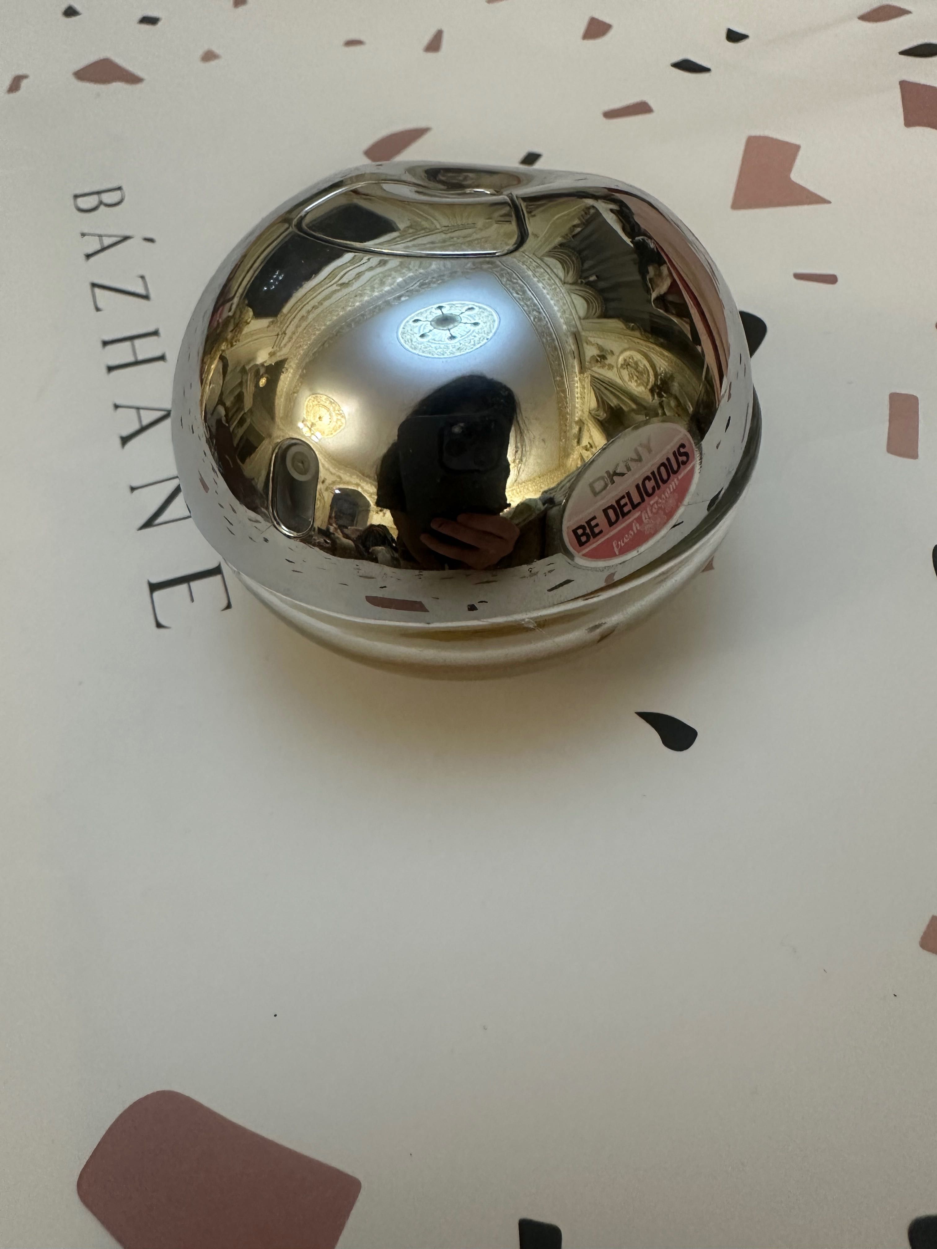 Yves Saint Laurent Black Opium Terre Hermes DKNY BeDelicious Mon Paris