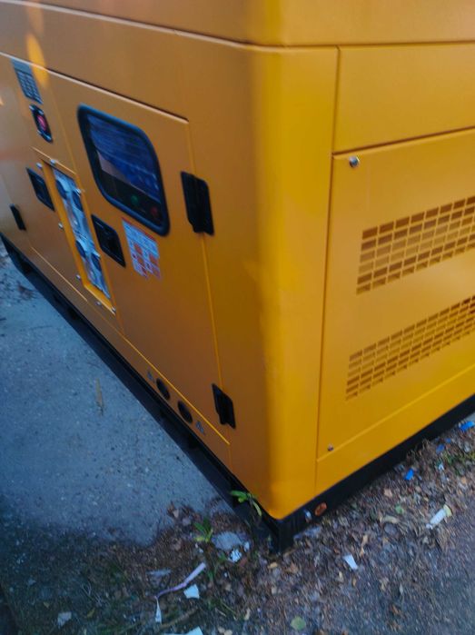 Agregat prądotwórczy 32kW/40kVA - silnik Cummins, SZR, AVR, nowy.