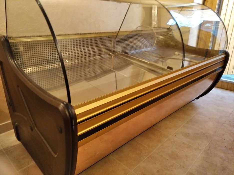 Холодильна вітрина 1.3м, 1.55м, 1.85м, 2м, 2.4м, 3м