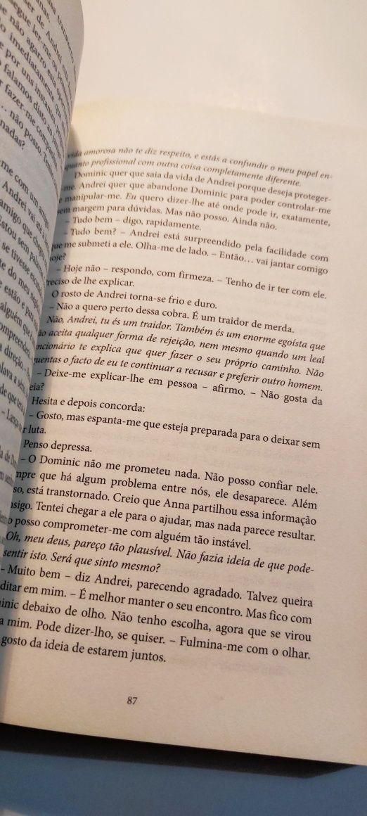 Livro As promessas da noite - Sadie Matthews